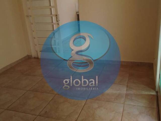 Casa para Locação em Ribeirão Preto - 2