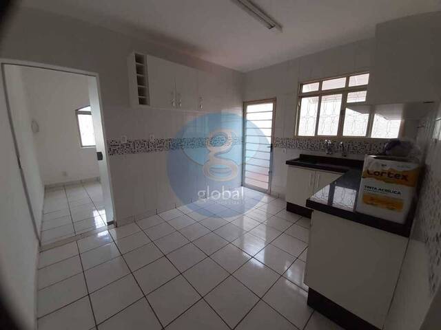 Casa para Venda em Ribeirão Preto - 3