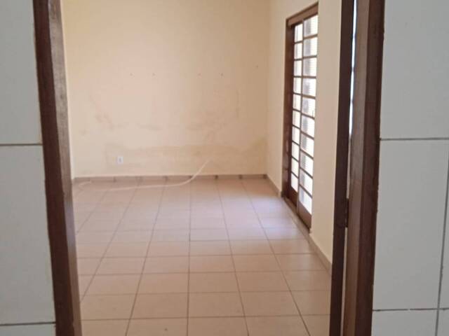 Casa para Locação em Ribeirão Preto - 4