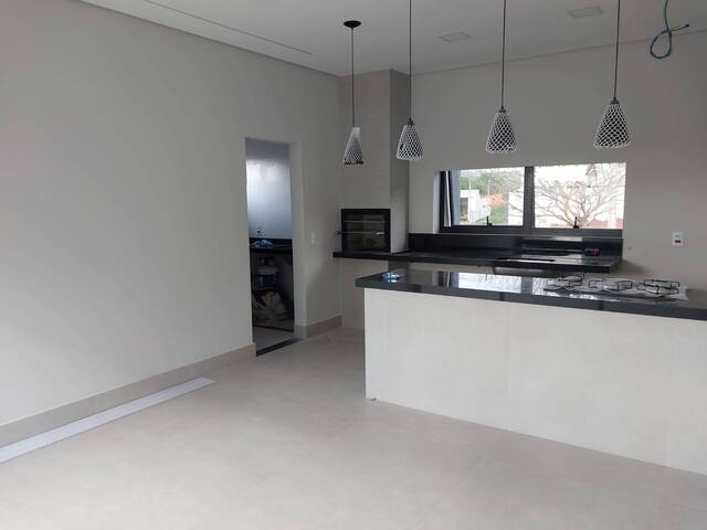 Casa para Venda em Ribeirão Preto - 4