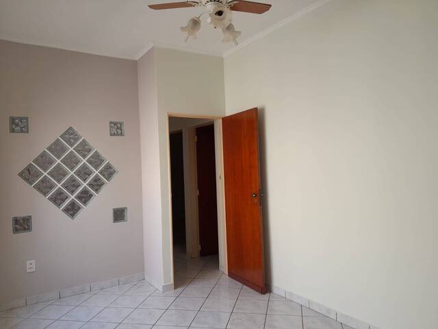 Casa para Venda em Ribeirão Preto - 2