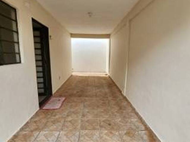 Casa para Locação em Ribeirão Preto - 2