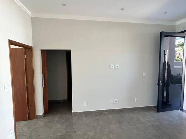 Casa para Venda em Ribeirão Preto - 4