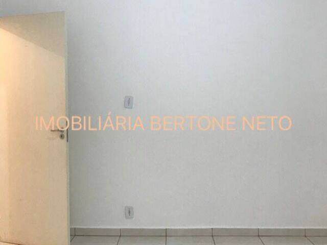 Casa para Locação em Ribeirão Preto - 2